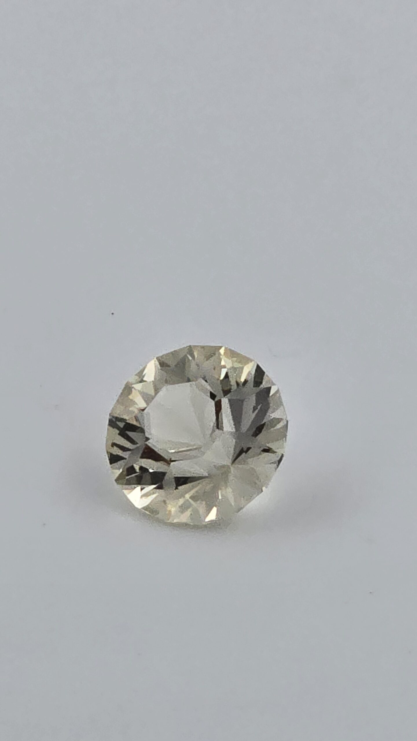 4.36ct “Lucky Sunflower” Cut Oregon Sunstone – Champagne Yellow, 100% U.S. Sourced