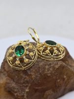 Emerald and gold filigree earrings - Image 3