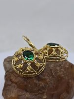 Emerald and gold filigree earrings - Image 9