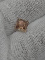 2.1ct Oregon Sunstone – Orangish Red with Green Edges and Golden Schiller, 7.5mm squre cut, USA Mined & Cut - Image 5