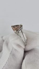 Split Shank Sterling Silver Ring with 2.5ct Bicolor Red-Green Oregon Sunstone – Trillion Cut Concave Faceting, Size 6 - Image 4