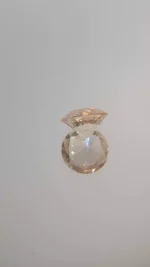 1.93ct Stunning natural Oregon Sunstone with peach/pink schiller - Image 2