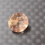 1.93ct Stunning natural Oregon Sunstone with peach/pink schiller