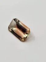 3.2ct Bi-color red and champagne Oregon Sunstone - Image 5