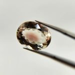 2.5ct Oregon Sunstone with red center spot - Image 3