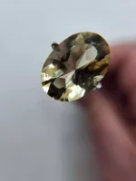 10.1ct Champagne Oregon Sunstone with peach highlights - Image 5