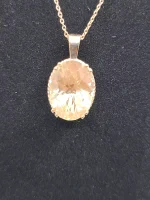 Oregon Sunstone pendant set in 14k rose gold - Image 3