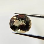3.48ct Green/ pink bicolor Oregon Sunstone - Image 2
