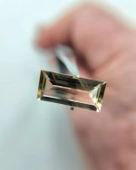 4.27ct Champagne Oregon Sunstone with slight schiller - Image 2