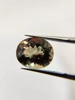 3.48ct Green/ pink bicolor Oregon Sunstone - Image 6