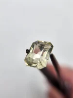 3.66ct Champagne/pale green Oregon Sunstone - Image 5