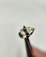 1.78ct Golden Champagne Oregon Sunstone pear - Image 3
