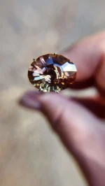 Private Eye Oregon Sunstone 7.46ct green/pink bi-color - Image 6