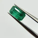 Lusterous deep green Swat Valley Pakistan emerald, 1.56ct 8x5mm - Image 5
