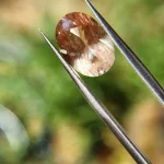 4.62ct Elongated Oval Oregon Sunstone – Peach/Green Bicolor with Copper Schiller - Image 9