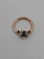 "Freyja" septum/daith ring in 14k gold - Image 10