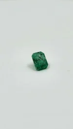 Amazing 1.16ct Swat Pakistan Emerald with natural inclusions - Image 7