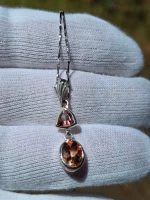 Red Oregon Sunstone dangling pendant in sterling silver - Image 9
