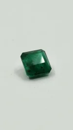 Incredible 5.19ct Swat Valley Emerald - Image 6