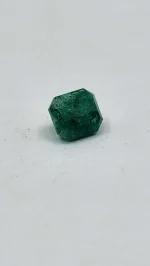 2.3ct Swat Valley Pakistan Emerald - Image 5