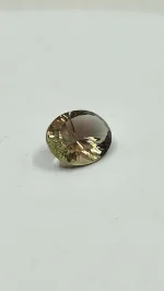 Green/peach tri-color 4.9ct Oregon Sunstone - Image 7