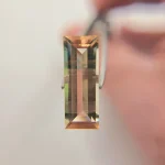 Amazing 5.11ct peach with blue highlights and golden schiller