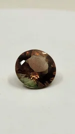 Bi-color Oregon Sunstone dark peach and green 9.8ct - Image 6