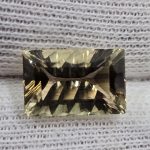 Bicolor concave cut 3.85ct Oregon Sunstone