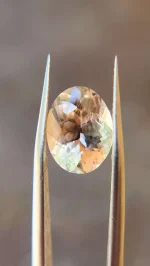 3.44ct bi-color Oregon Sunstone - Image 2