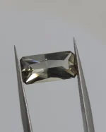 Green schiller 2.55ct Oregon Sunstone - Image 5