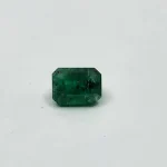 Elegant 1.83ct vivid green Swat emerald 8x6mm - Image 5